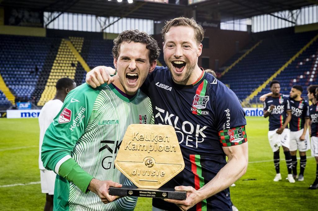 足球不止是 足球不止是