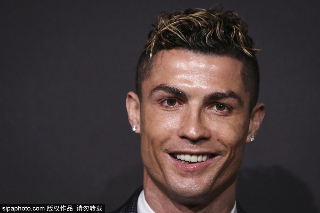 垒与推进成 垒与推进成